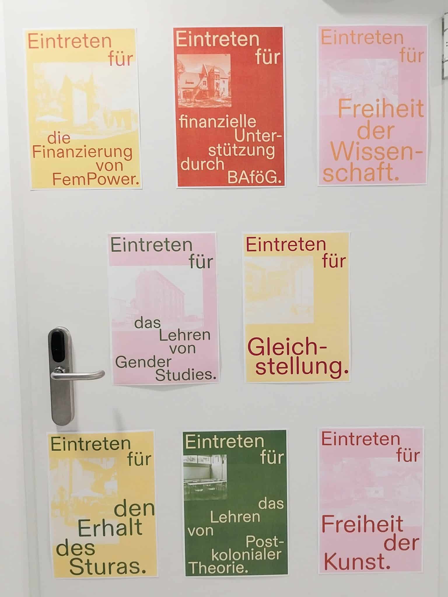 Eine Tür öffnet sich